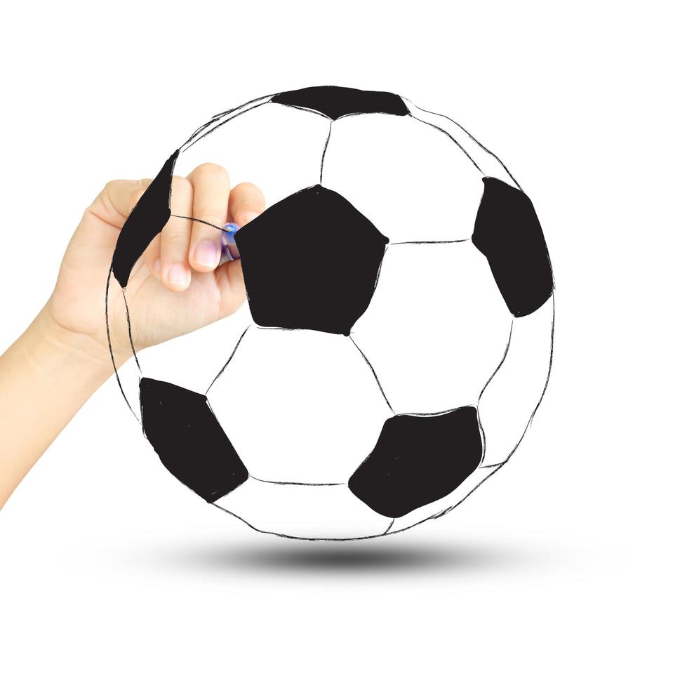 pallone da calcio e mano con penna isolato su sfondo bianco foto