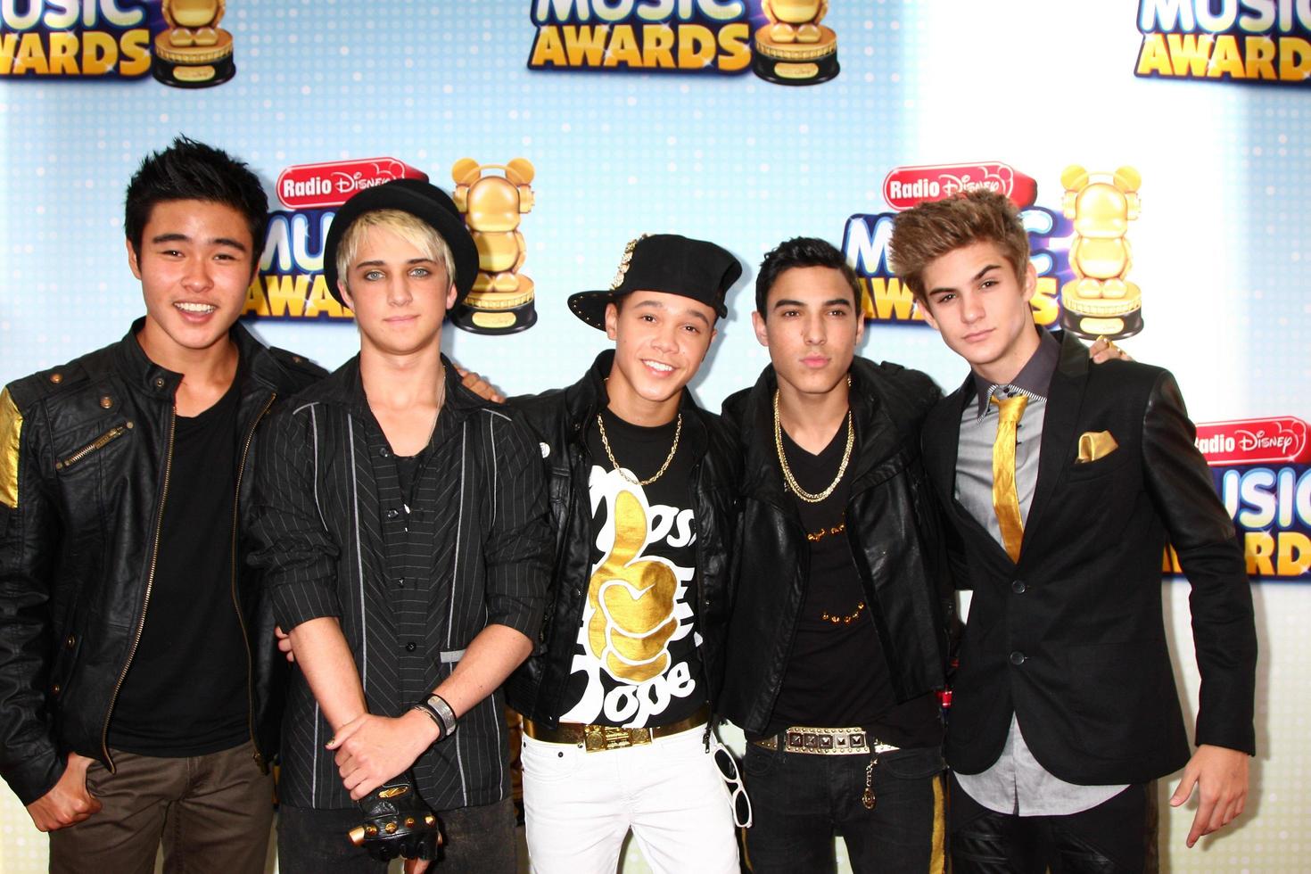 los angeles, 27 aprile - im5 arriva al radio disney music awards 2013 al teatro nokia il 27 aprile 2013 a los angeles, ca foto