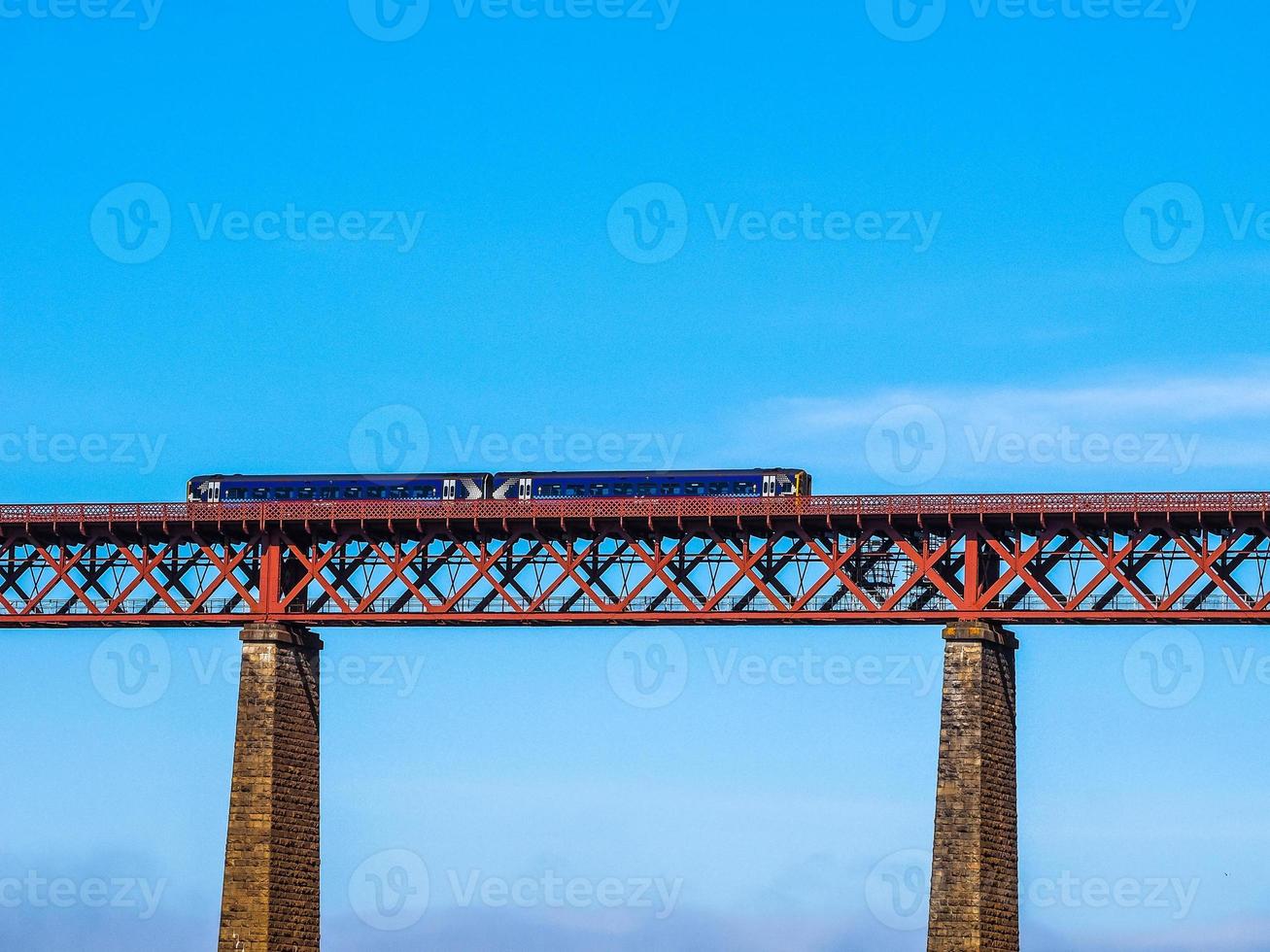 hdr four bridge over firth of four a edimburgo foto