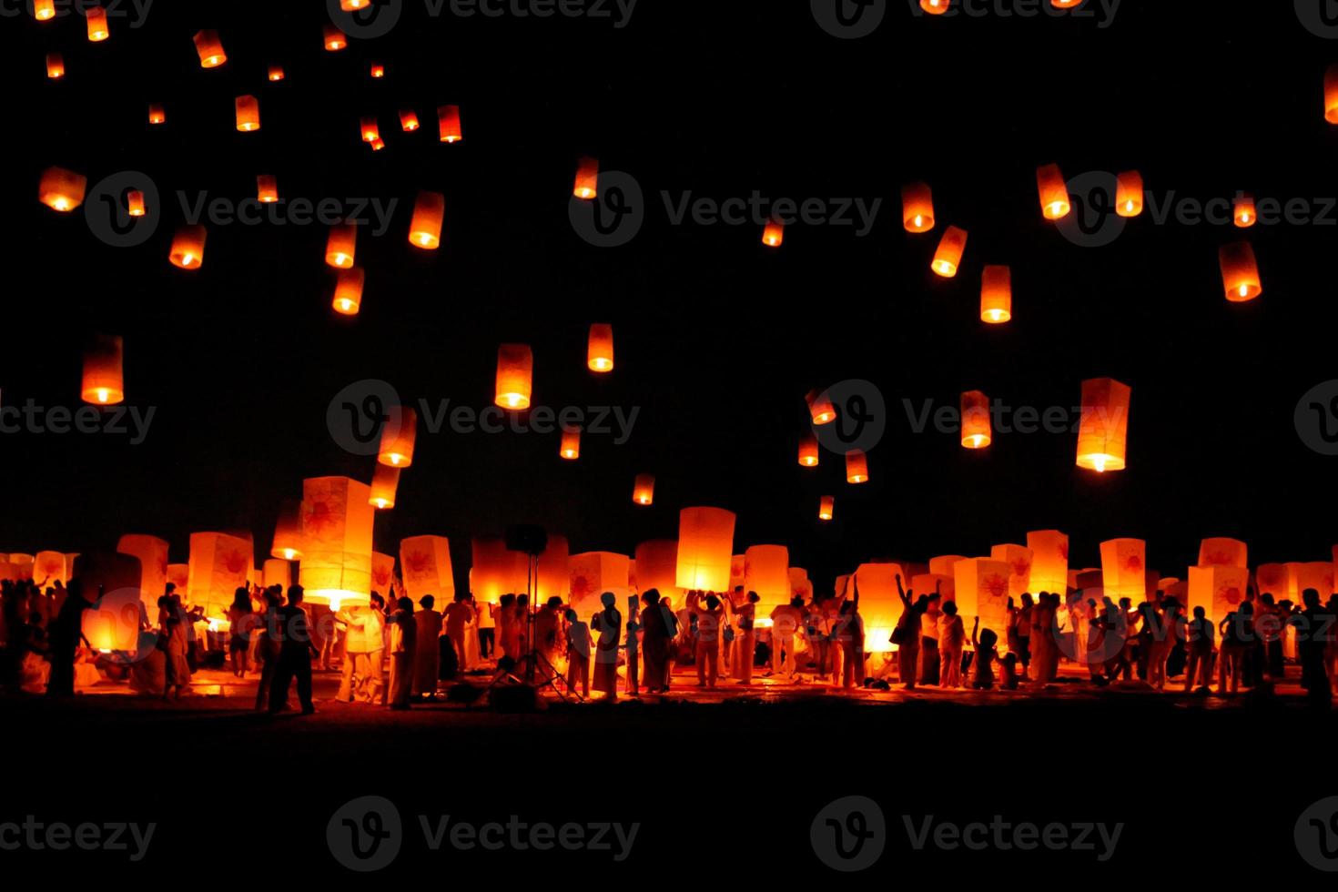 krathong di Loy infondato e festival di lanterna di yi peng, in Tailandia foto