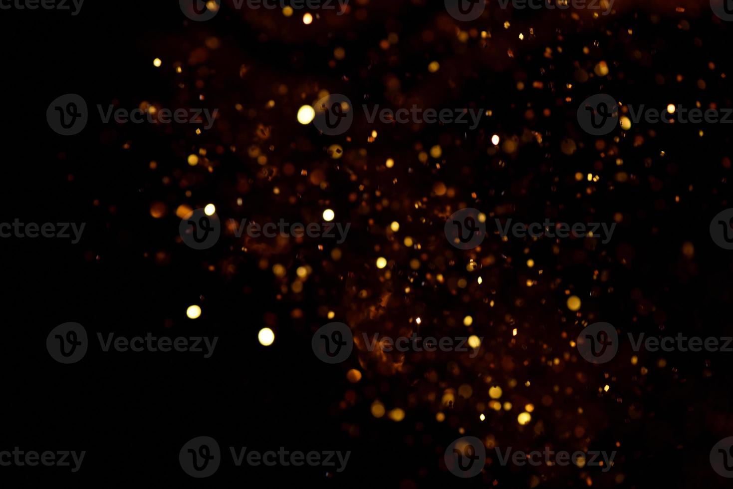 golden glitter bokeh illuminazione texture sfocato sfondo astratto per compleanno, anniversario, matrimonio, capodanno o natale foto