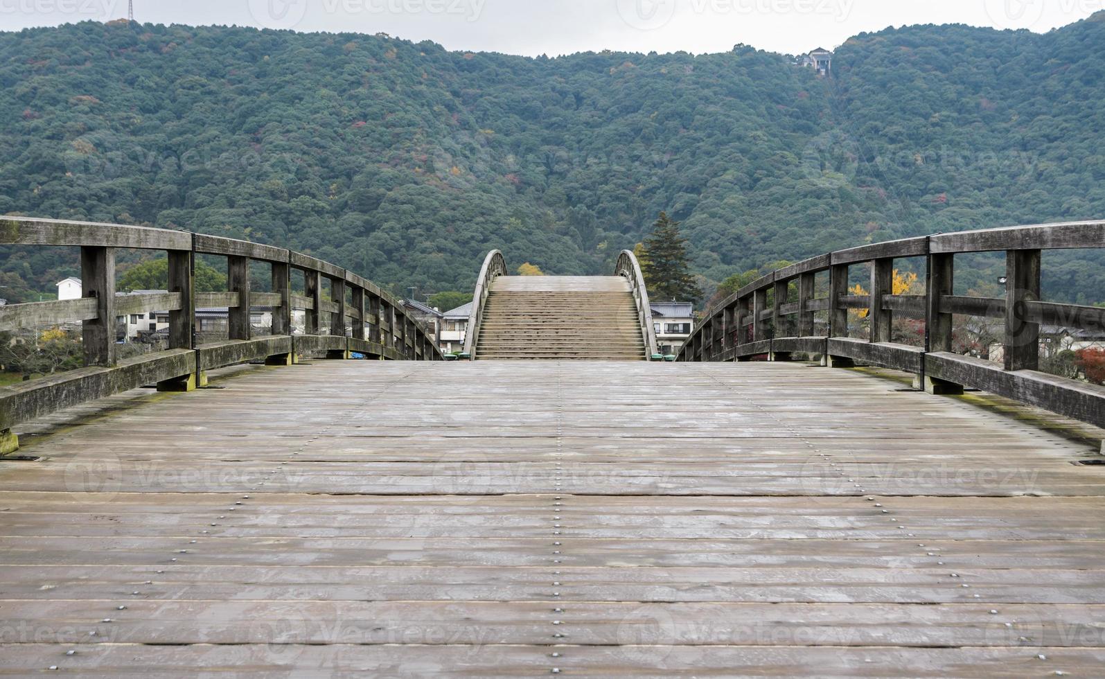 ponte kintai-kyo a iwakuni, in giappone foto