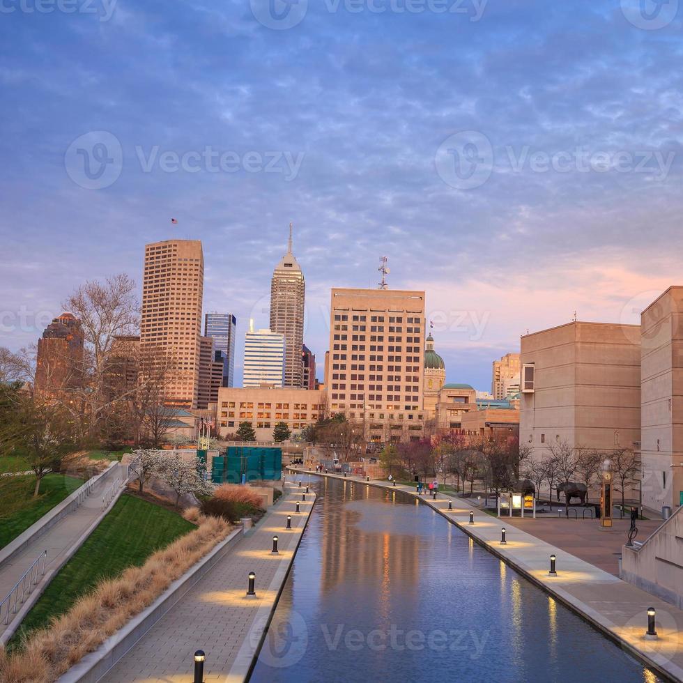 skyline del centro di Indianapolis foto