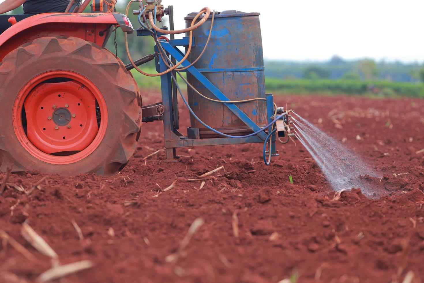 atomizzatore per trattore per agricoltura. foto