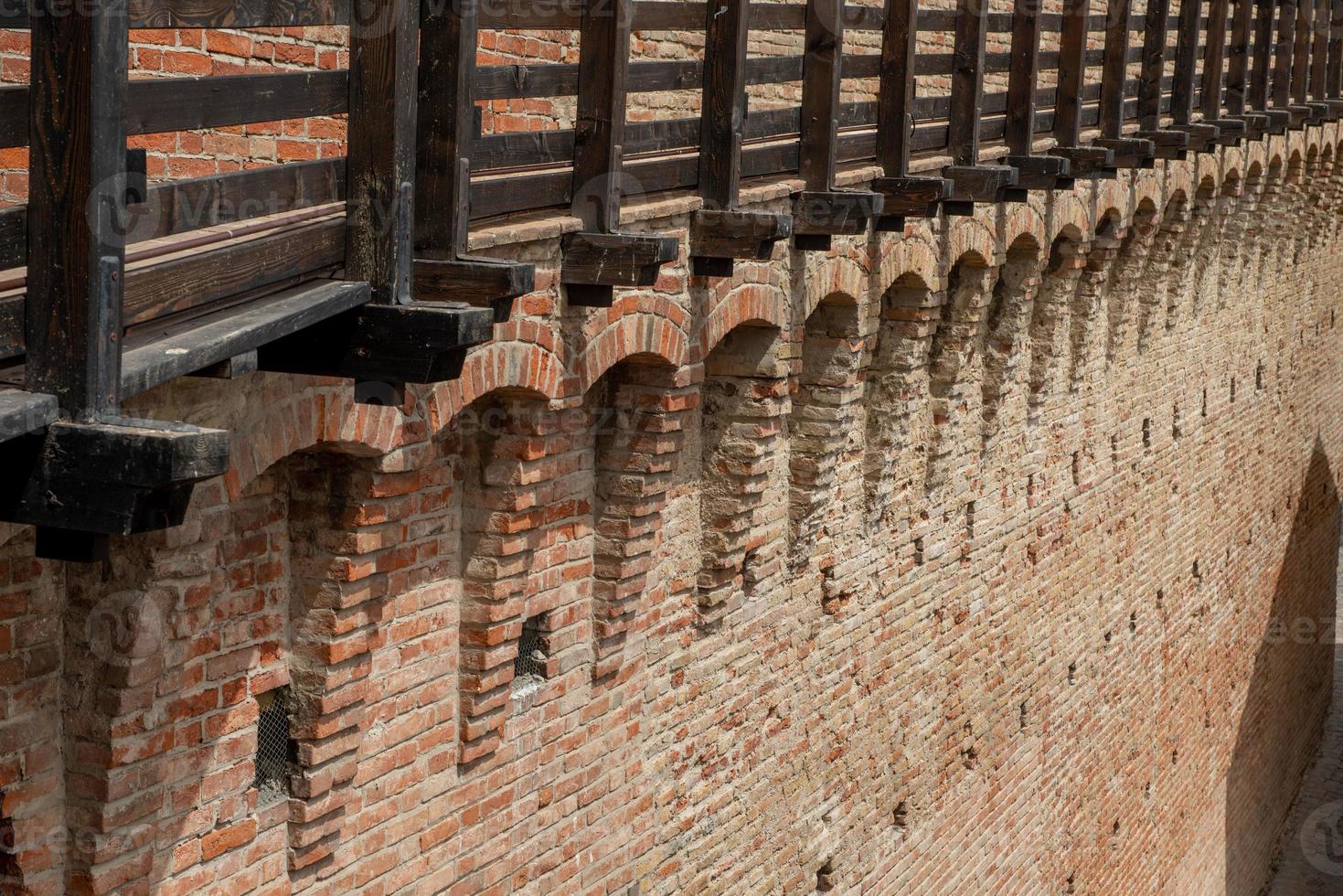 mura di cinta di un vecchio edificio foto