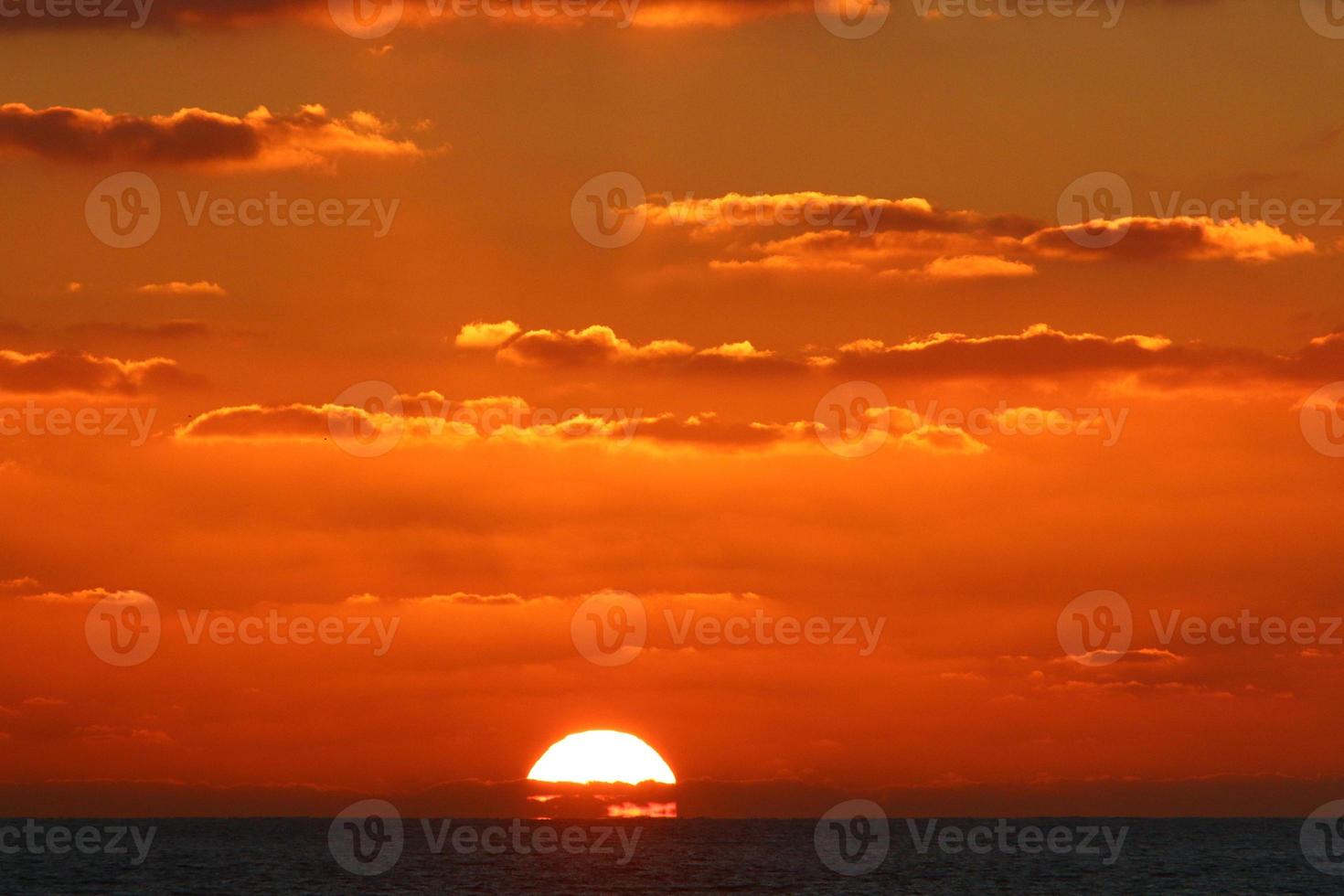 il sole è una delle stelle della nostra galassia e l'unica stella del sistema solare. foto