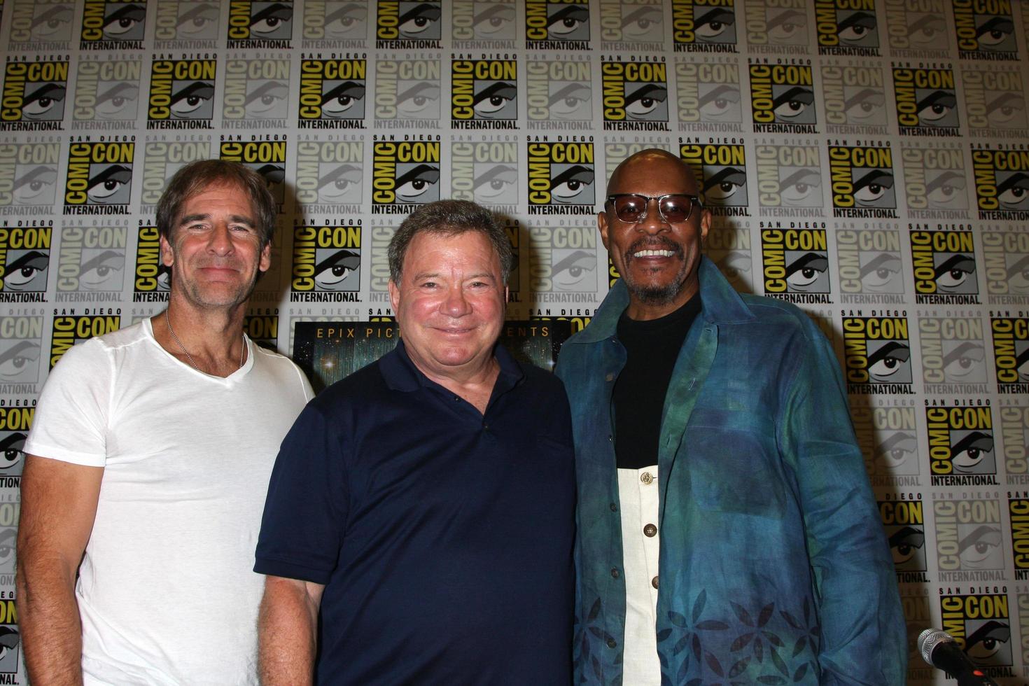 san diego, 22 luglio - scott bakula, william shatner, avery brooks alla convention comic-con 2011, giorno 2 al centro congressi san diego il 22 luglio 2010 a san diego, ca foto