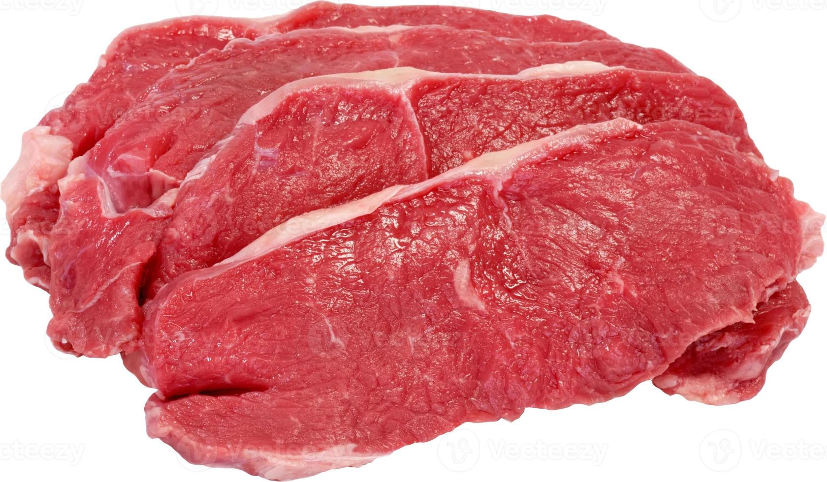 bistecca di fesa di carne cruda isolata su sfondo bianco foto