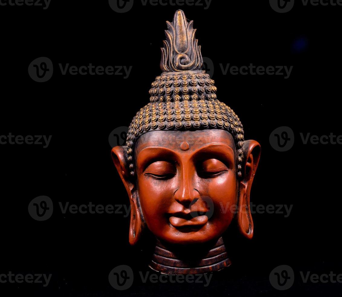 statua buddista isolata foto
