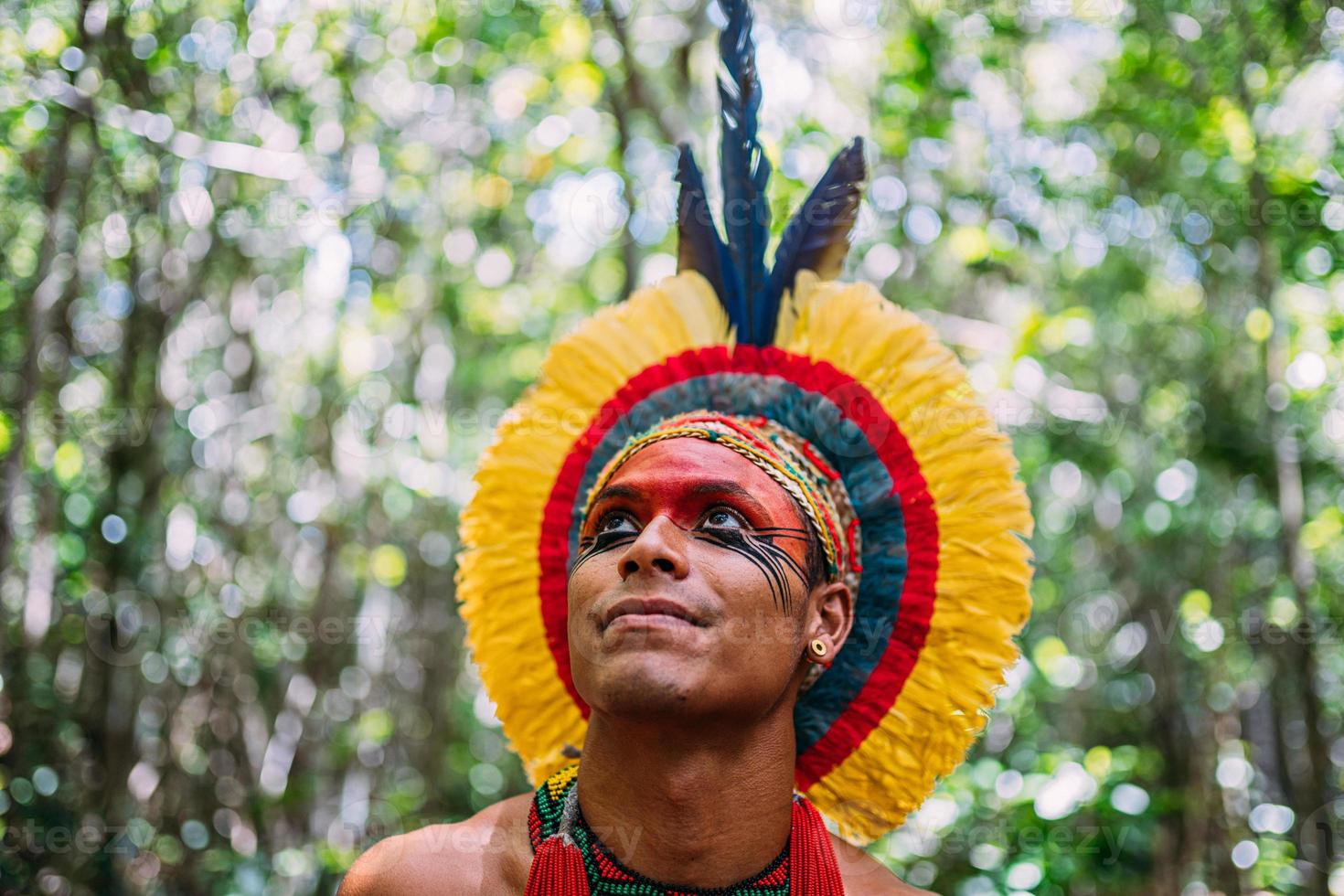 indiano della tribù pataxo foto