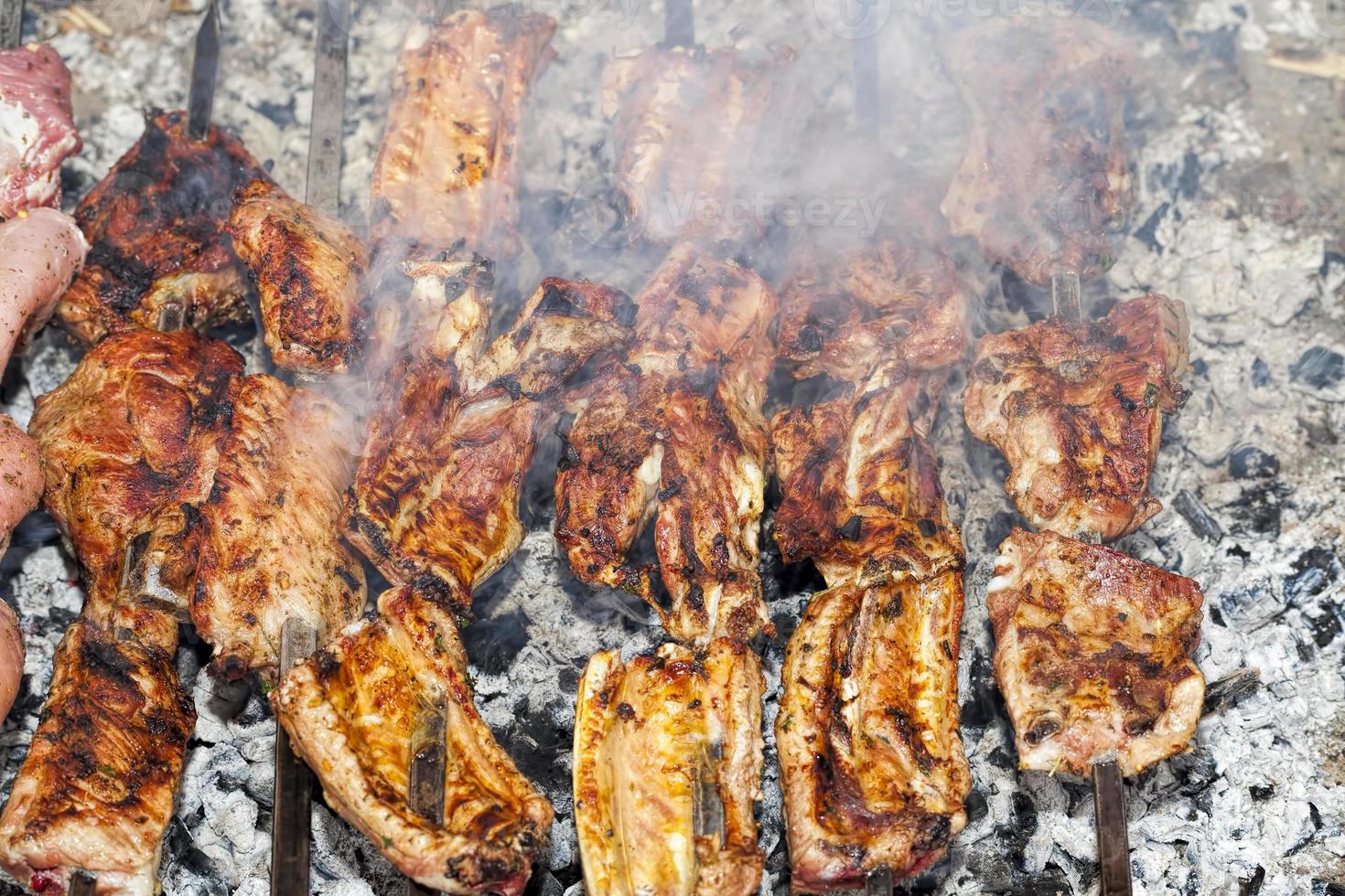 cuocere la carne di manzo foto