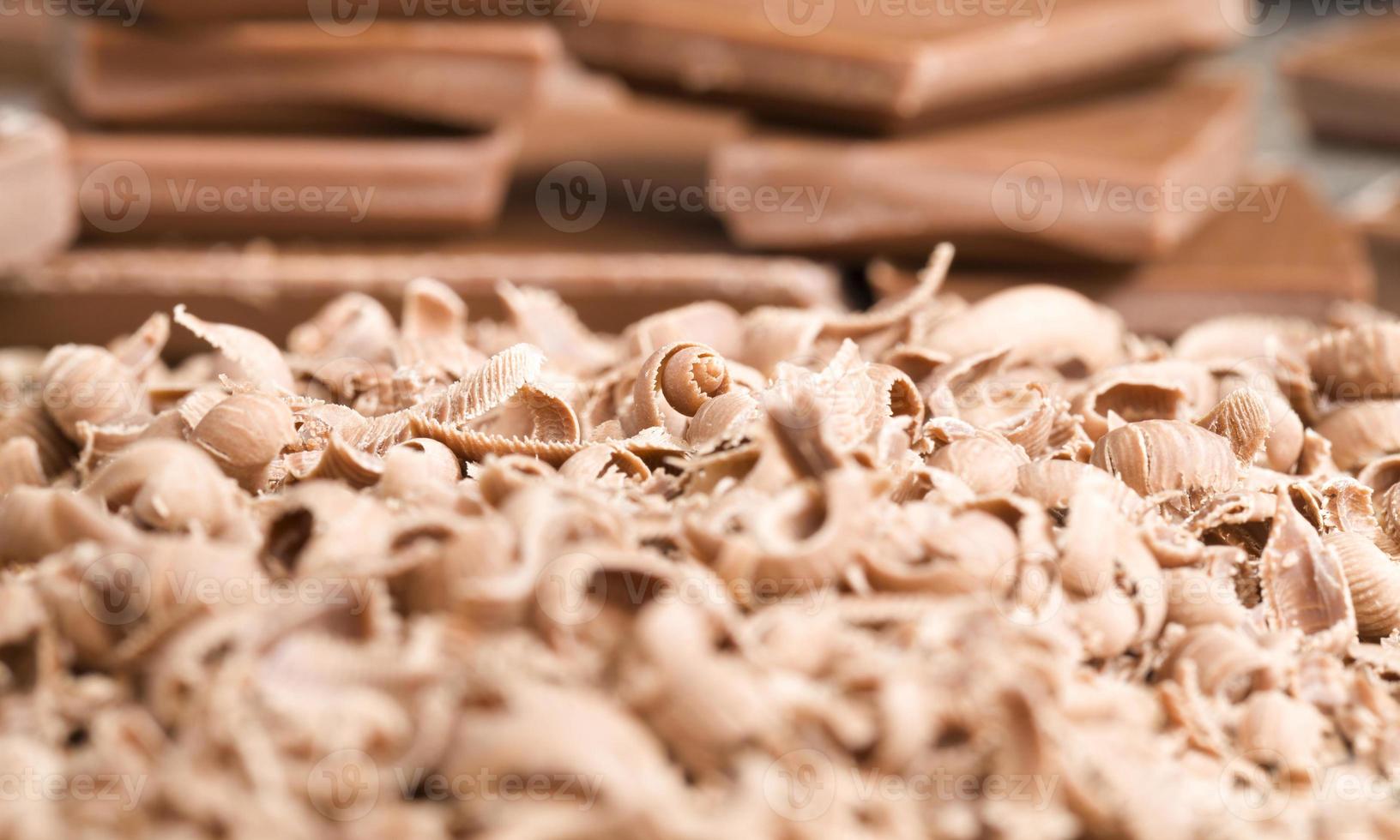 cioccolato a fette e spezzettato foto