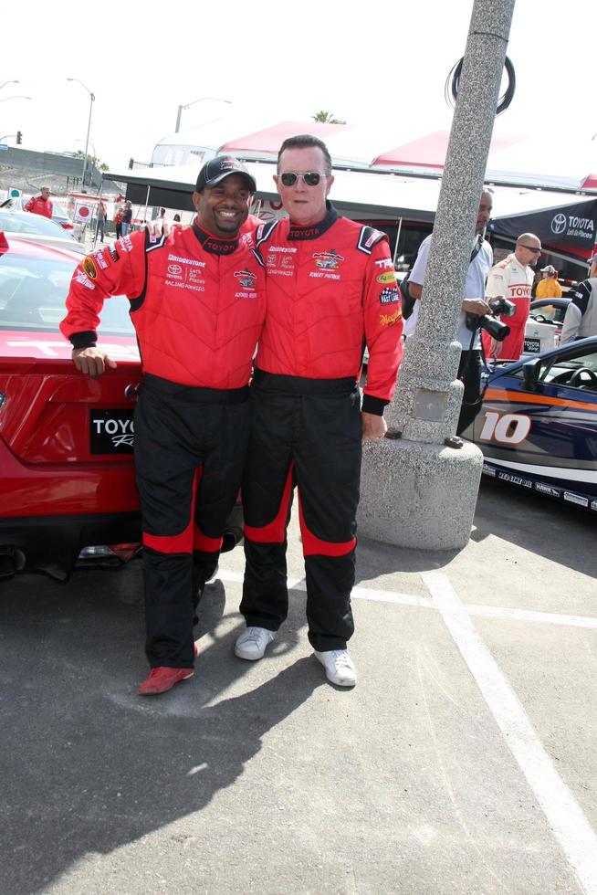 los angeles, 7 febbraio - alfonso ribeiro, robert patrick al gran premio di toyota della giornata della stampa della gara di celebrità pro di long beach al composto del gran premio il 7 aprile 2015 a long beach, ca foto