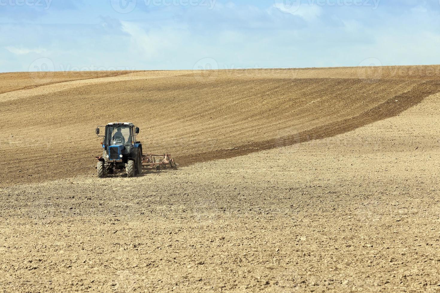 terreno arato per cereali foto