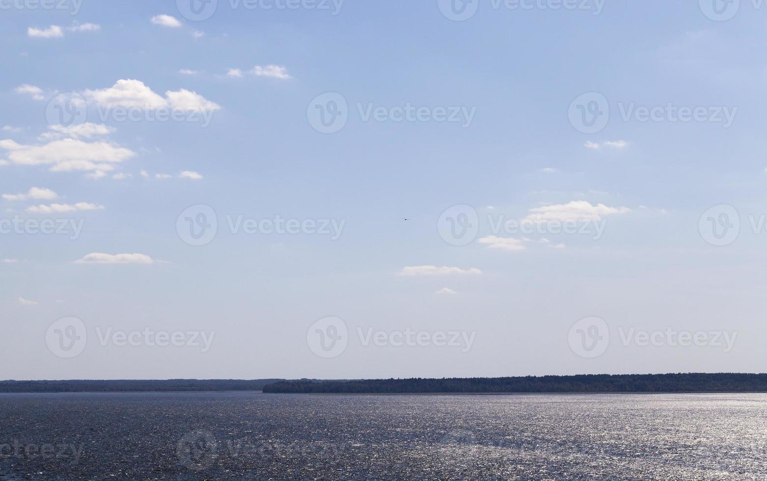 acqua scura, fiume foto