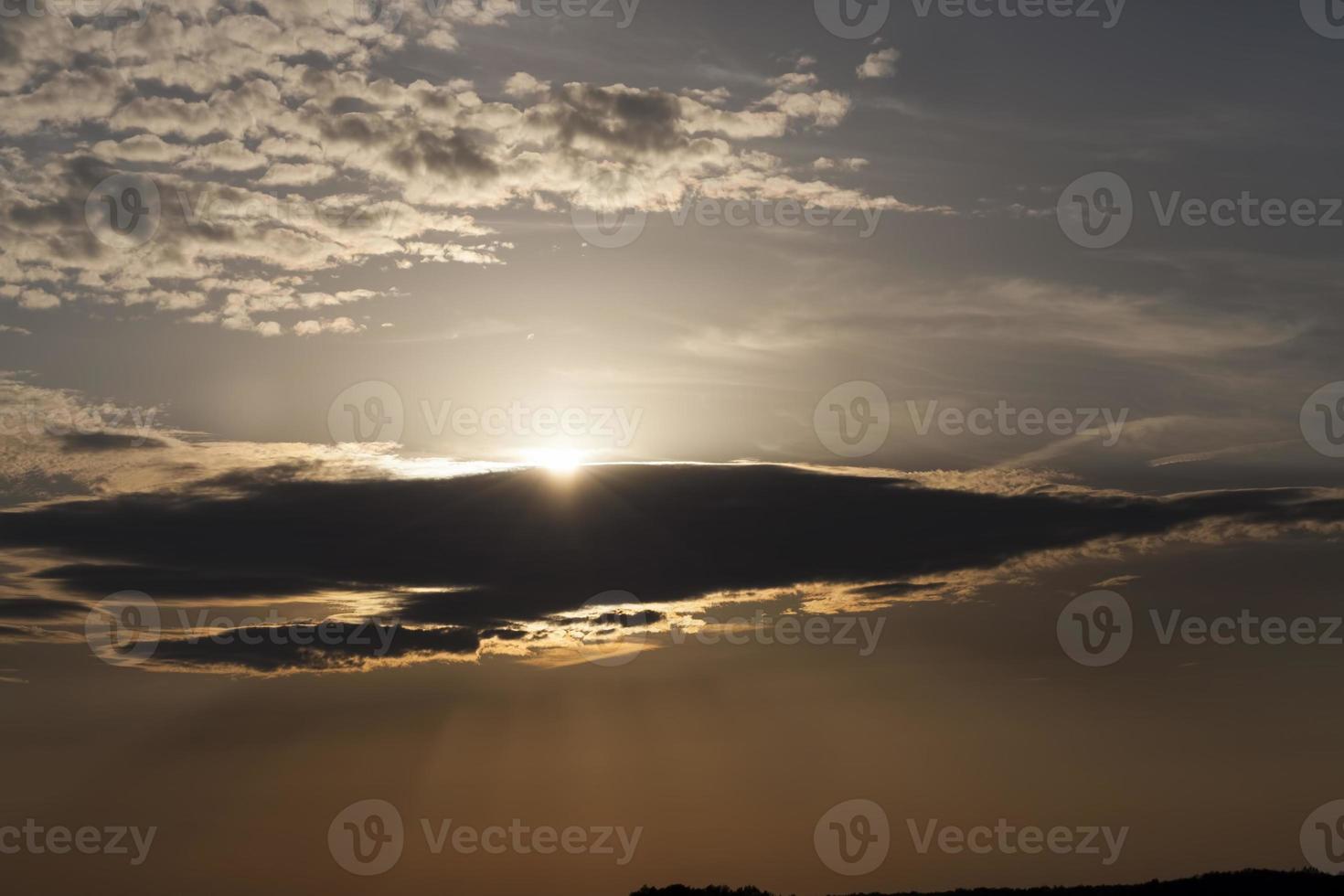 cielo colorato durante il tramonto o l'alba, tempo foto