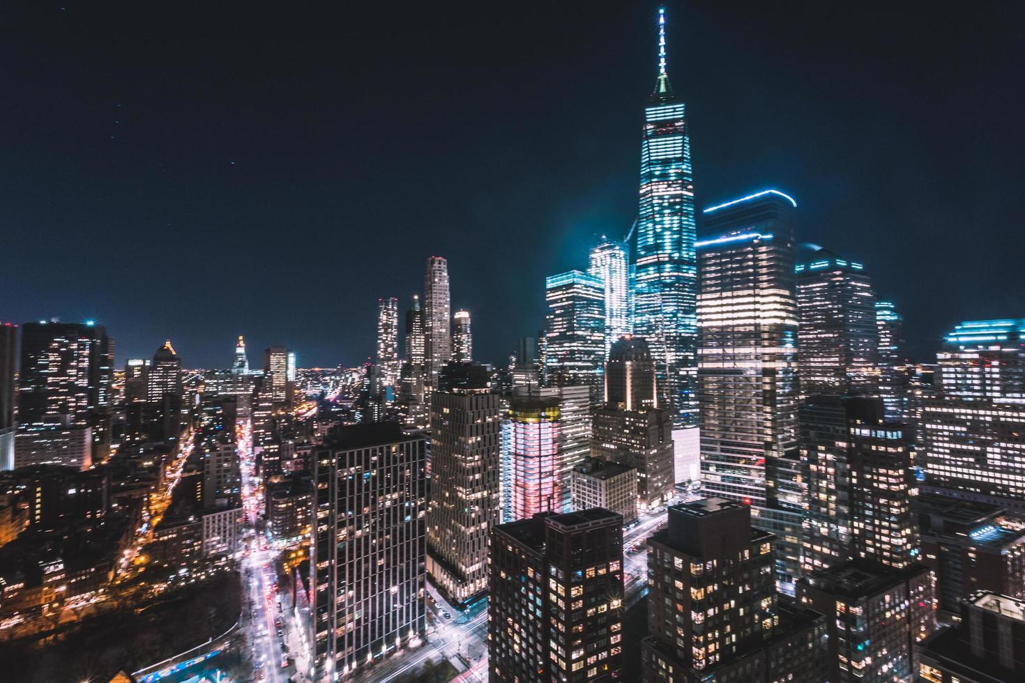 nyc, us, 2022 - un centro commerciale mondiale di notte foto