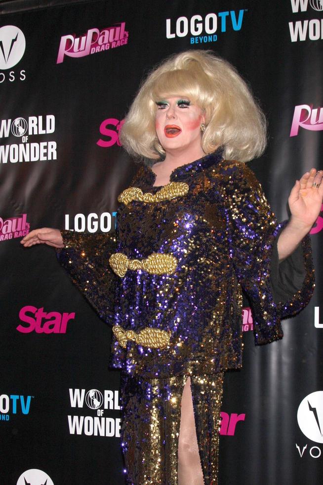 los angeles, 17 febbraio - lady bunny al rupaul s drag race stagione 6 premiere party all'hollywood roosevelt hotel il 17 febbraio 2014 a los angeles, ca foto