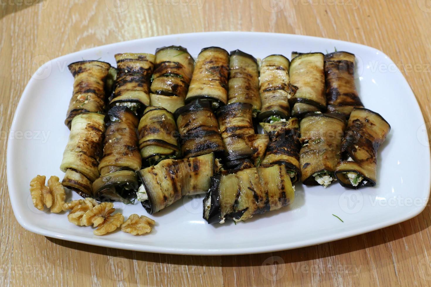 c'è la merenda sul tavolo del ristorante, buon appetito a tutti foto