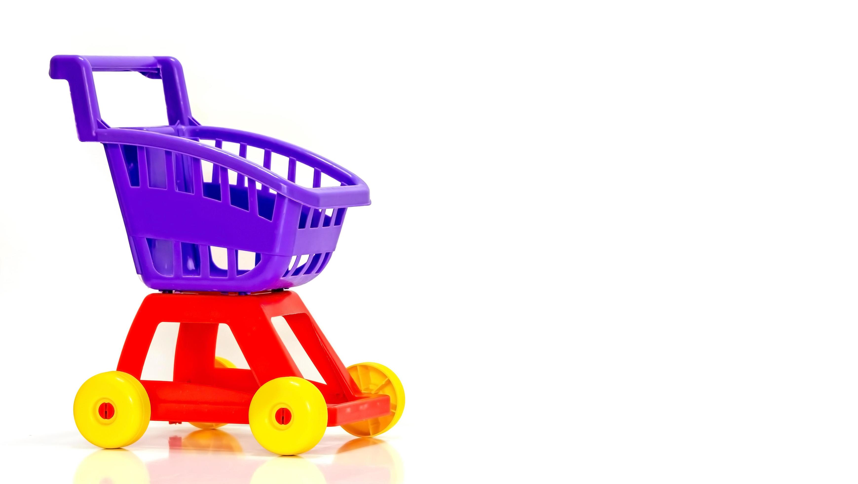 carrello della spesa giocattolo per bambini macro 2653336 Stock Photo su  Vecteezy