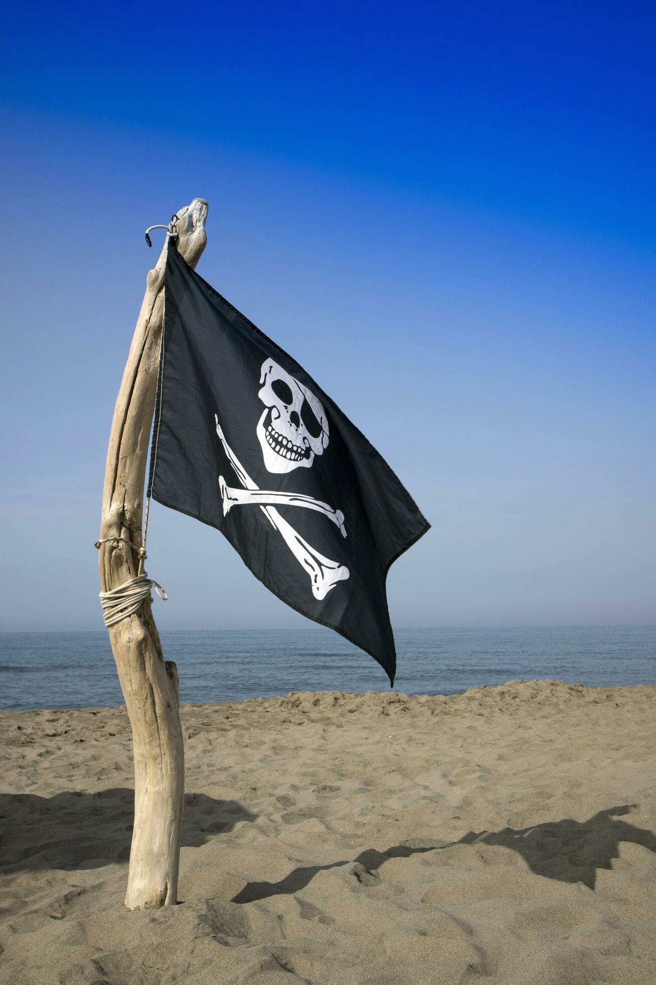 per montacarichi il bandiera di il pirati 27086495 Stock Photo su Vecteezy