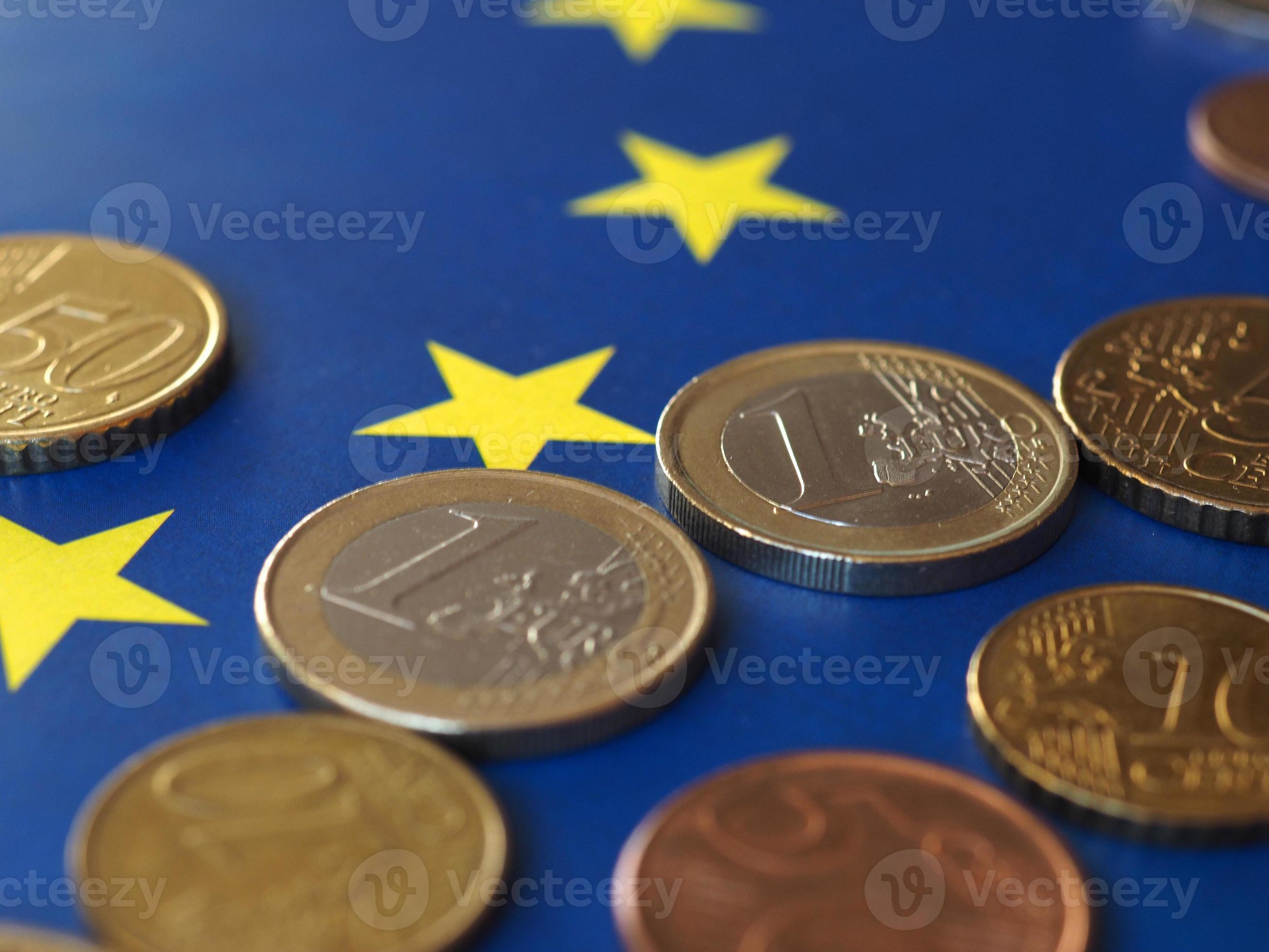 monete in euro, unione europea, oltre bandiera foto