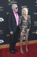 los angeles, 2 giugno - alan hamel, suzanne somers al gala del 70° anniversario dell'accademia televisiva al teatro saban il 2 giugno 2016 a nord hollywood, ca foto