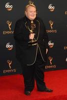 los angeles, 18 settembre - louie anderson al Primetime Emmy Awards 2016, sala stampa al microsoft theater il 18 settembre 2016 a los angeles, ca foto