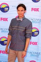 los angeles, 22 luglio - Tyler Blackburn arriva al 2012 Teen Choice Awards al Gibson Ampitheatre il 22 luglio 2012 a los angeles, ca foto