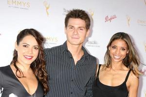 los angeles, 26 agosto - elena tovar, robert palmer watkins, brytni sarpy presso l'accademia televisiva s programmazione diurna ricevimento di gruppo tra pari presso il montaggio hotel il 26 agosto 2015 a beverly hills, ca foto