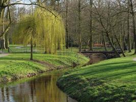 velen con il castello di Odl in Westfalia foto