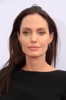 los angeles, 16 gennaio - angelina jolie-pitt alla premiere di kung fu panda 3 al teatro cinese tcl il 16 gennaio 2016 a los angeles, ca foto