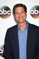 los angeles, 4 agosto - steve levitan all'abc tca summer 2016 party al beverly hilton hotel il 4 agosto 2016 a beverly hills, ca foto