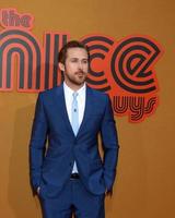 los angeles, 10 maggio - ryan gosling alla premiere dei bravi ragazzi al tcl teatro cinese imax il 10 maggio 2016 a los angeles, ca foto