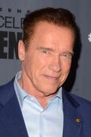 los angeles, 9 dicembre - arnold schwarzenegger al nuovo cast di apprendisti celebrità q e a presso gli universal studios il 9 dicembre 2016 a los angeles, ca foto