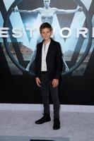 los angeles, 28 settembre - Oliver Bell alla premiere di los angeles di hbo s westworld al teatro cinese tcl imax il 28 settembre 2016 a los angeles, ca foto