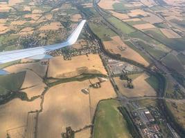 vista dalla finestra dell'aeroplano sulla terra 12 foto