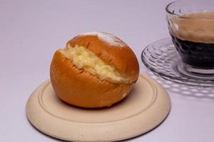 ciambella con panna foto