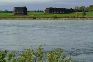 il fiume Reno vicino a Wesel foto