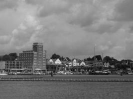 la città di Kappeln sul fiume Schlei foto