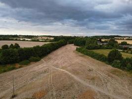 riprese aeree di campi di campagna alle autostrade m1 j11 luton inghilterra uk foto