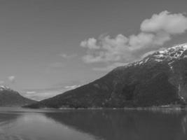 panoramica della Norvegia in primavera foto