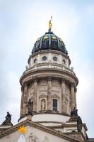 chiesa tedesca a gendarmenmarkt, berlino, germania foto