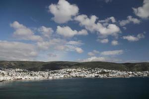 Bodrum città sulla costa egea della Turchia foto