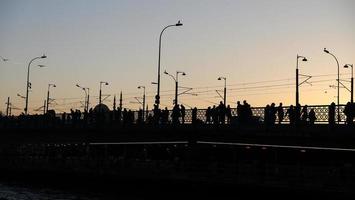 ponte di galata a istanbul, turchia foto