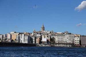 karakoy e torre di galata nella città di istanbul foto