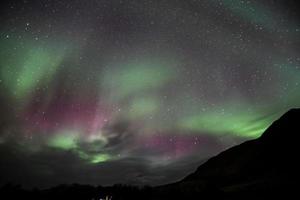 aurora boreale sull'Islanda foto