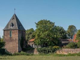 villaggio di krudenburg sul fiume Lippe foto