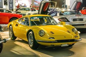 francoforte - settembre 2015 1971 ferrari dino 246 presentata a iaa in foto