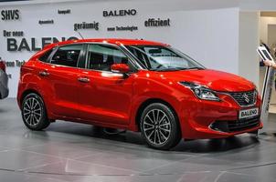 francoforte - settembre 2015 suzuki baleno presentata a iaa internatio foto